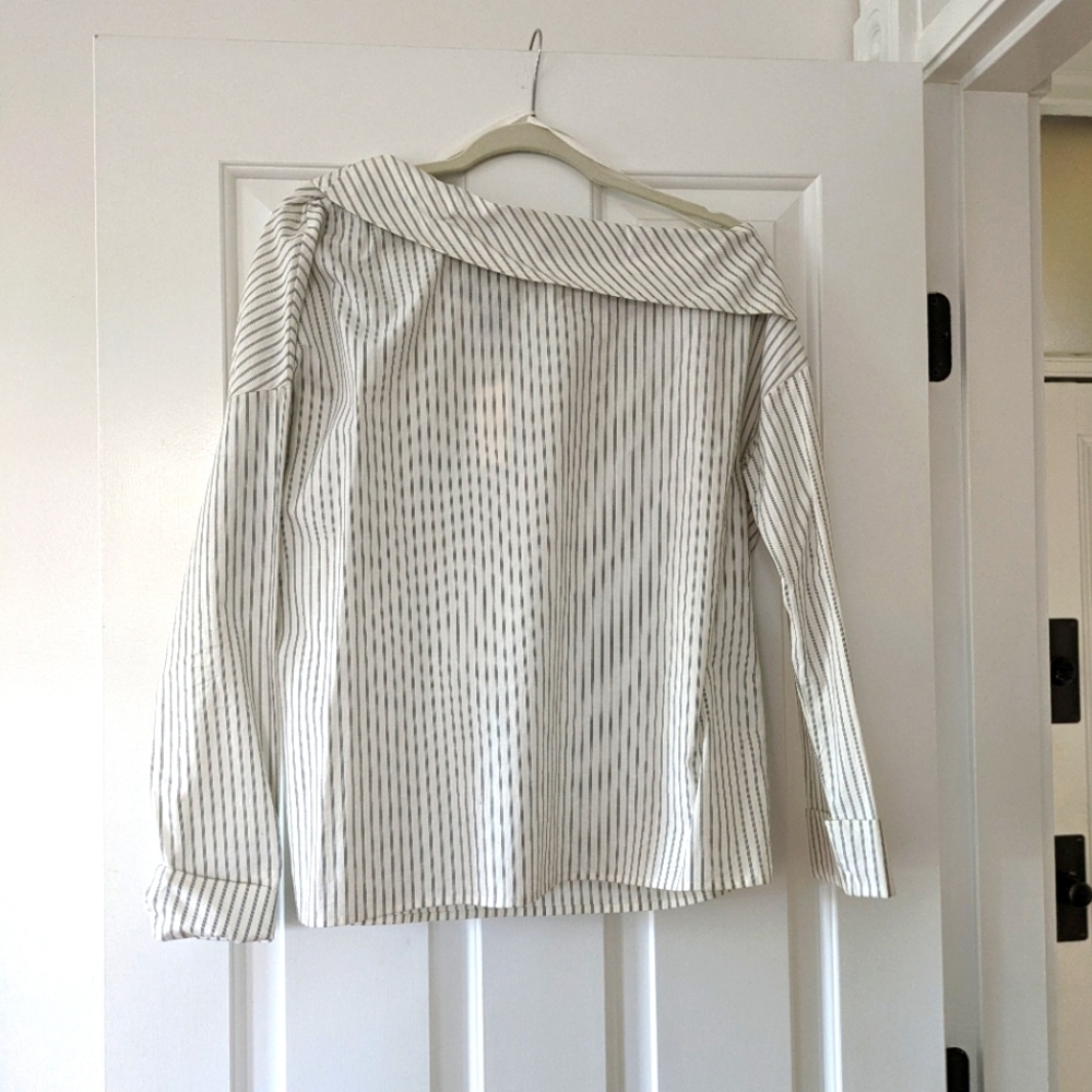 NWT-Anthropologie one-shoulder shirt with pinstripe and button detailing size M